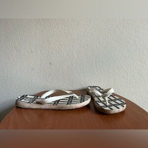 Tory Burch Monochrome Patterned Flip Flops Black/White Women's Size 6.5 Summer
